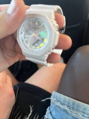 G-Shock White Digital-Analog Resin Watch
